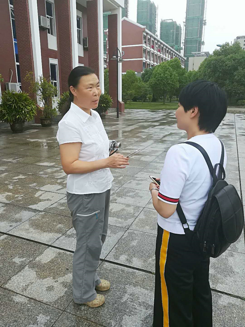 我校英语教师赴安庆市外国语学校学习教研